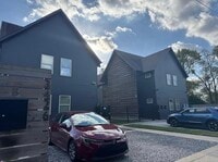 Building Photo - 3426 Tuam St