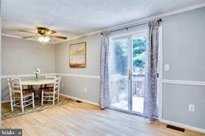 Building Photo - 134 Oak Tree Ln