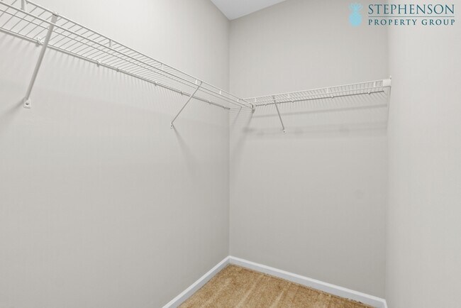 Building Photo - Furnished Rental! STR