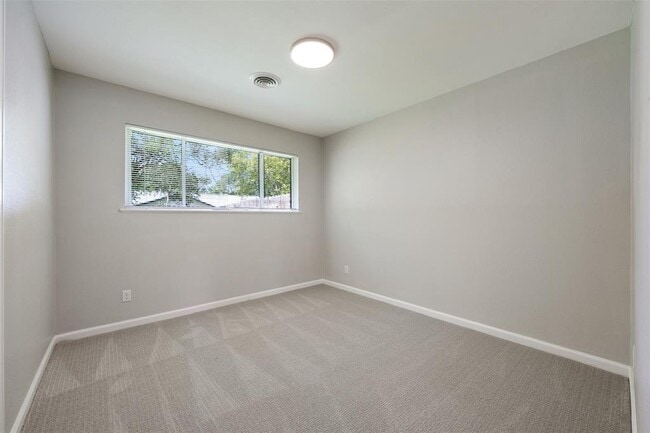 Building Photo - 1513 Braes Ridge Dr