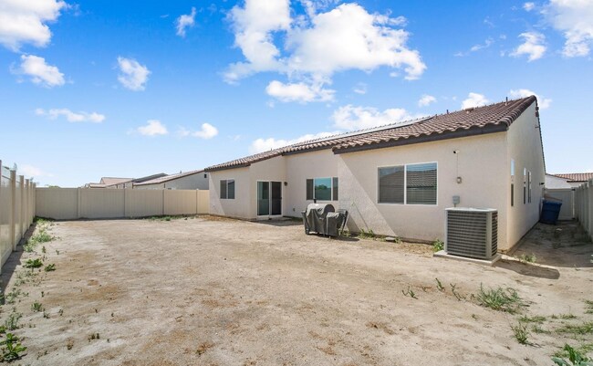 Building Photo - 10207 Yukon River Ave