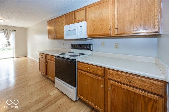 Building Photo - 637 Cembra Dr