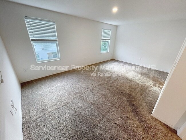 Building Photo - 5315 New Friendship Pl