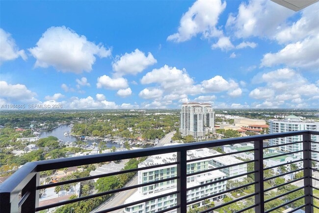 Building Photo - 307 SW 5th St