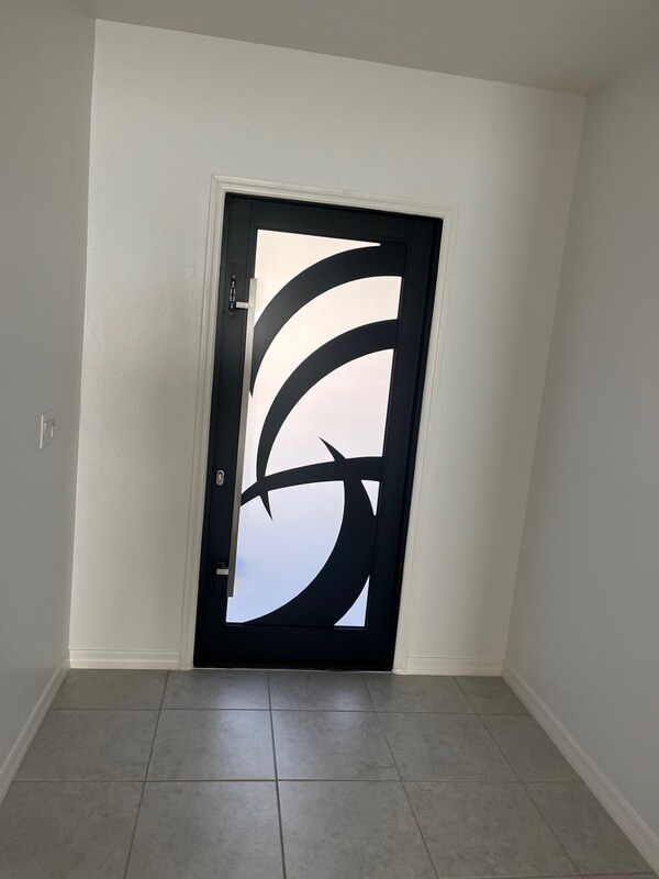 Building Photo - 1330 Chris Ave