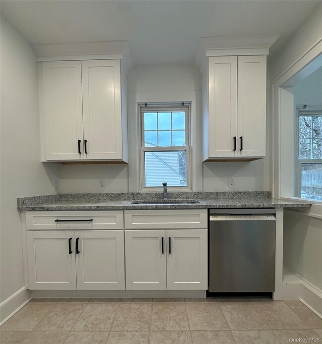 Building Photo - 37 Church St