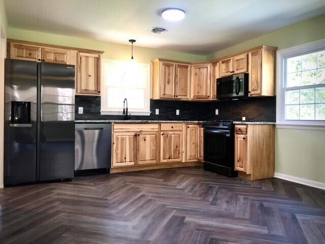 Building Photo - 32115 Johnson Rd