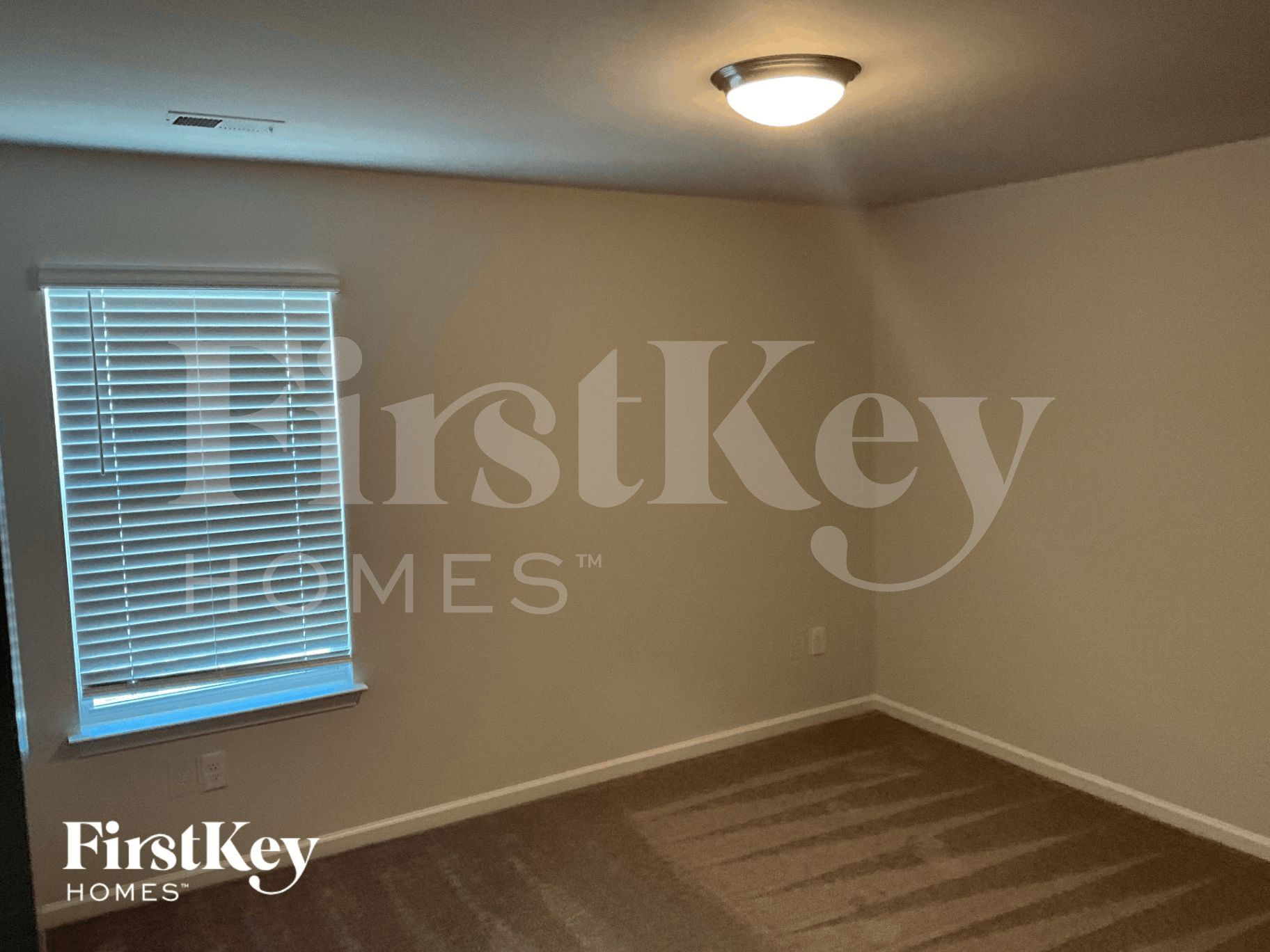 Building Photo - 421 Stonefence Dr