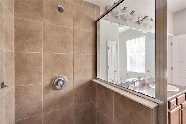 Building Photo - 7322 S Trask St