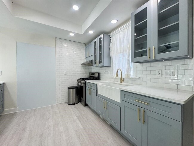 Building Photo - 41 W Buffalo St