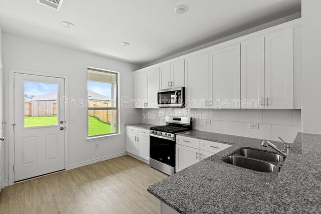 Building Photo - 15226 Canyon Rapids Rd