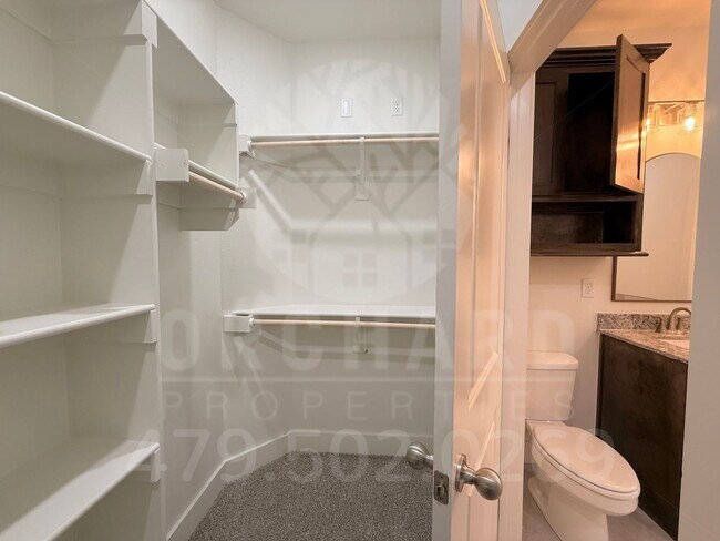 Building Photo - Bella Vista Single-Family Home- 2 Bed/ 2 Bath with Hobby Room- Stunning Ellison Plan