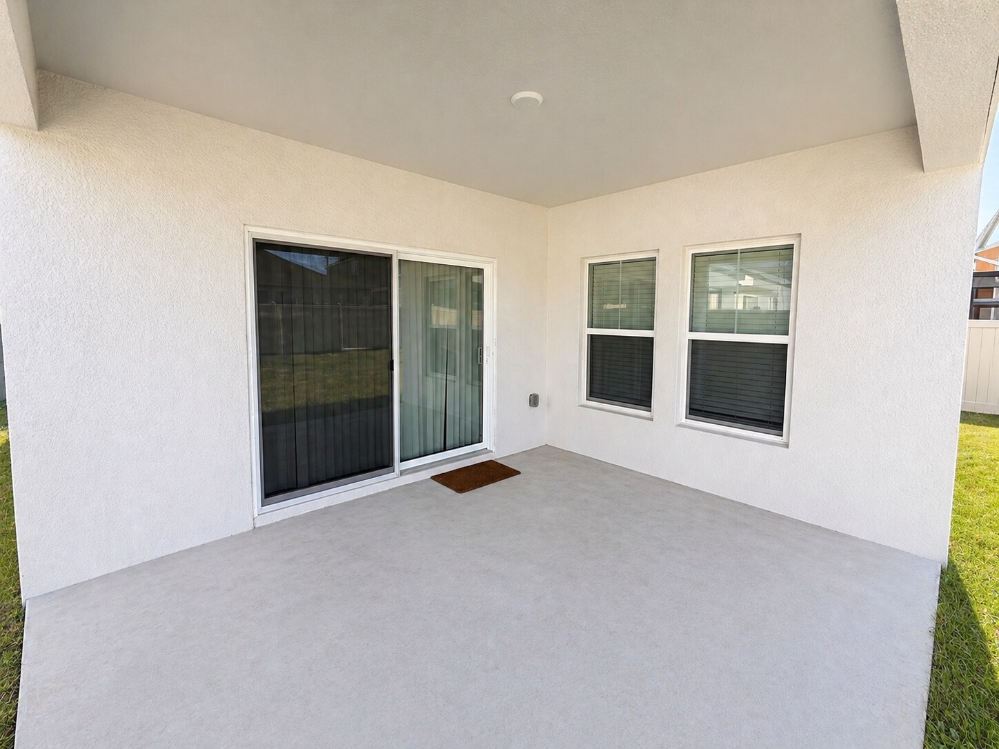 Building Photo - 1305 Current Pl