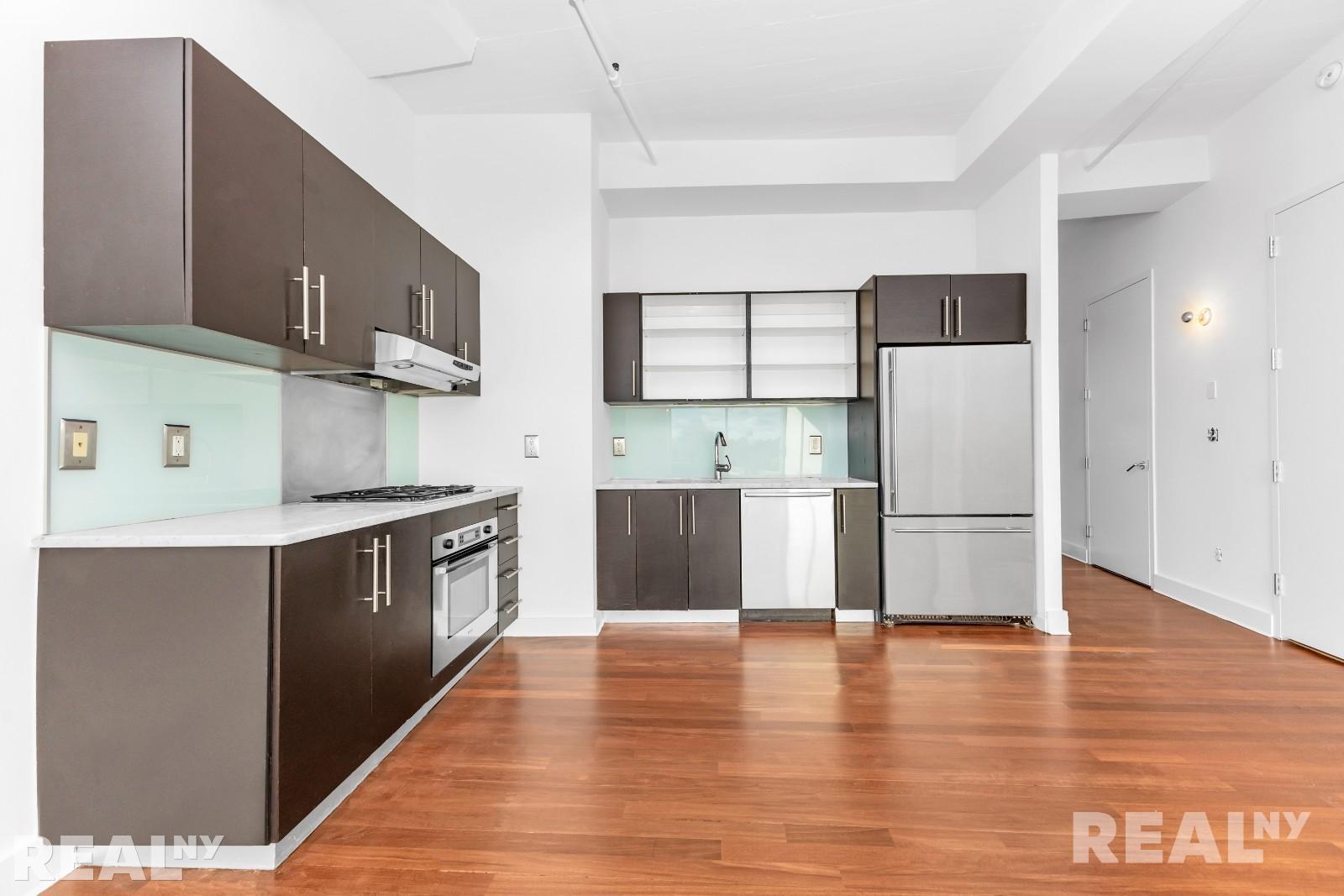 Building Photo - 99 Gold St