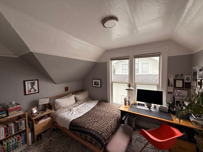 Building Photo - 1523/1525 Grant St