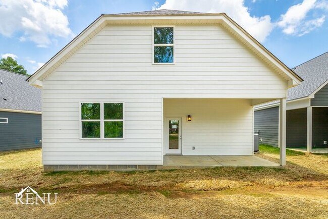Building Photo - 5365 Lynnland Terrace