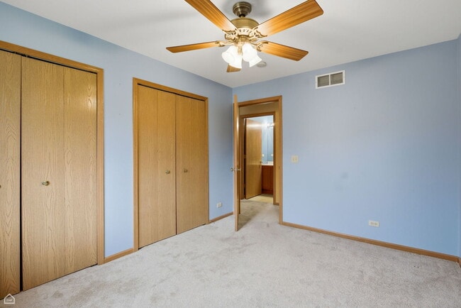 Building Photo - 490 Westwood Ct