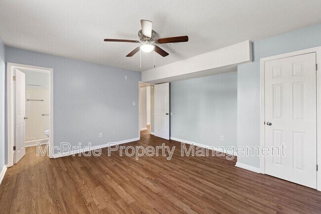Building Photo - 293 Twin Pines Dr