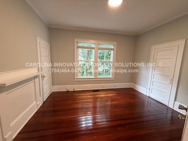 Building Photo - 363 Ebenezer Ave