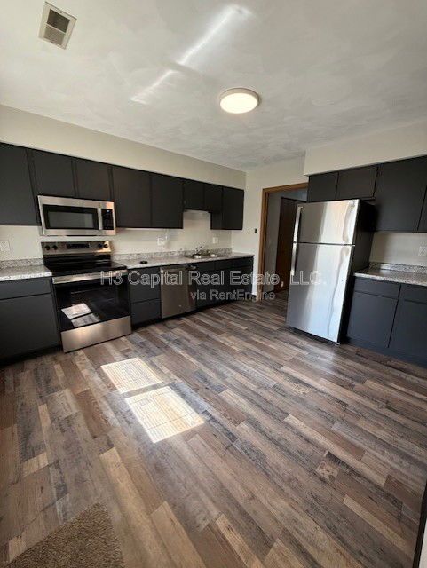 Building Photo - 307 Southgate Dr