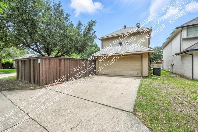 Building Photo - 473 Leisure Ln