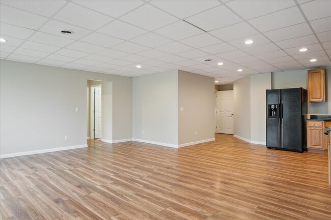 Building Photo - 620 Bristol Dr