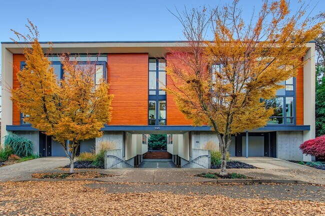 Primary Photo - or Rent – Award-Winning Lair Hill Architectural Residence