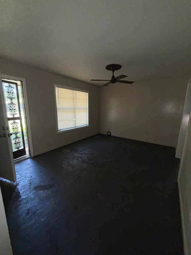 Building Photo - 820 Archie Dr