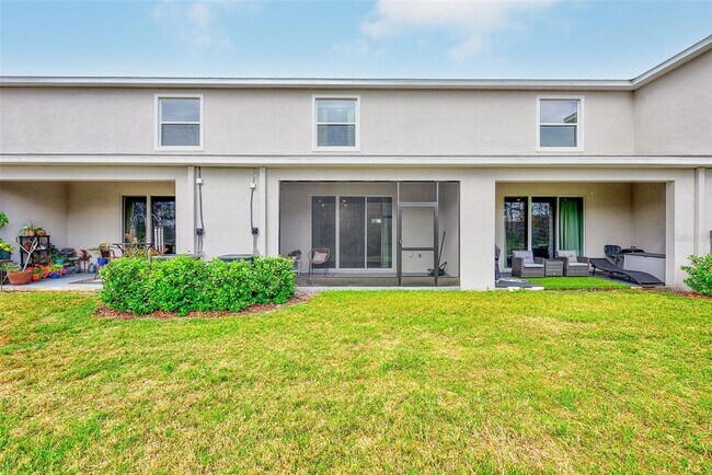 Building Photo - 11130 Crescent Deer Dr