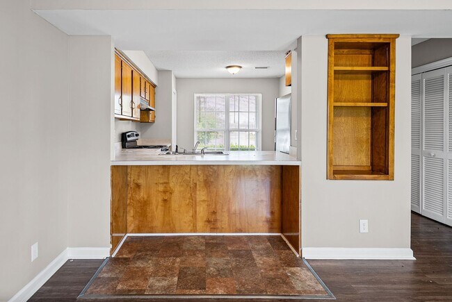 Building Photo - 280 Timber Ct Dr