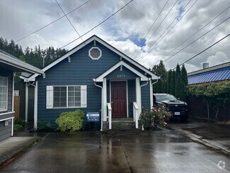 Building Photo - Updated 3 bedroom 1 bathroom house in Thur...