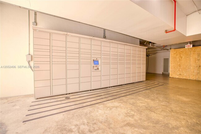 Building Photo - 1200 West Ave