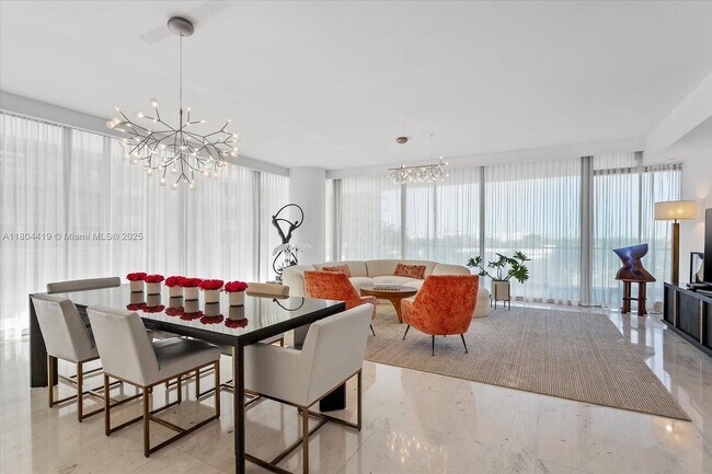 Building Photo - 10201 Collins Ave