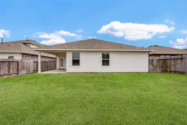 Building Photo - 13989 Leigh Lake Ln