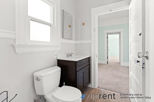 Building Photo - 1012 63rd St