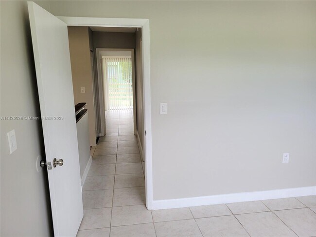 Building Photo - 11123 NW 7th St