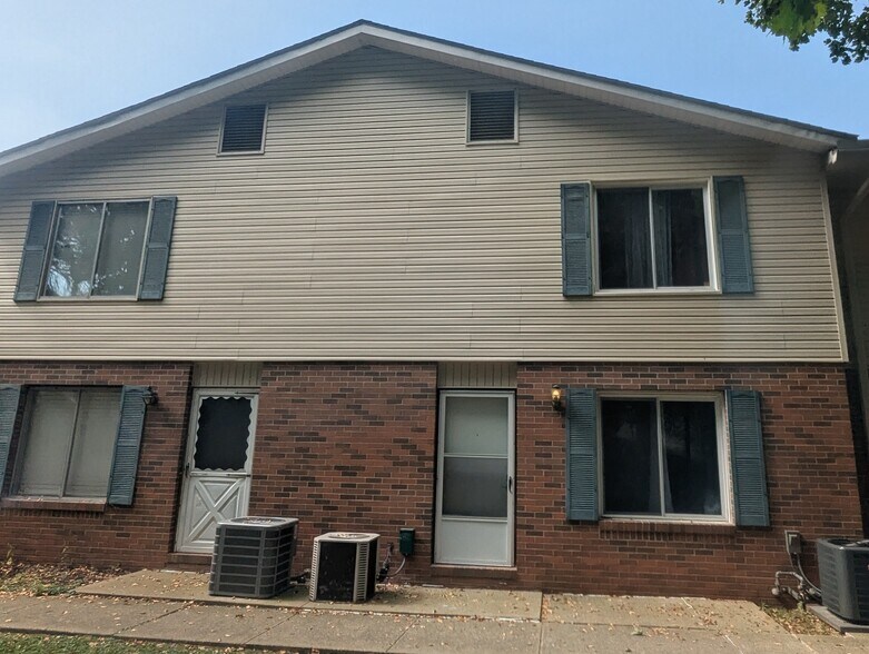 Primary Photo - 2019 50th St SE