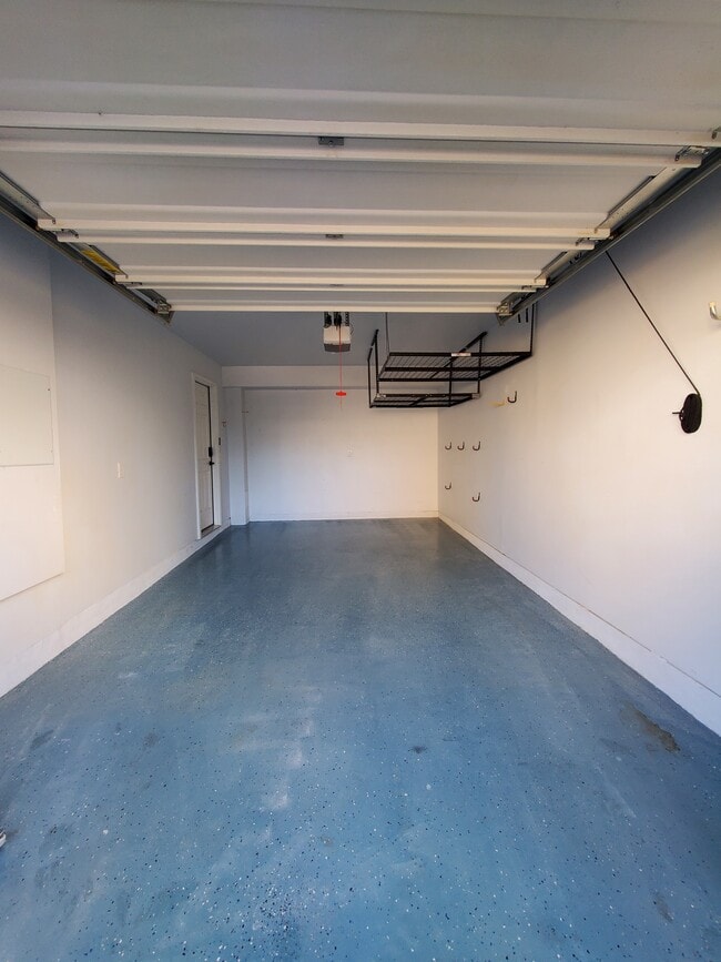 Building Photo - 160 Hamilton Ave NW