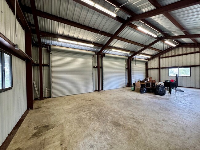 Building Photo - 4212 County Rd 182