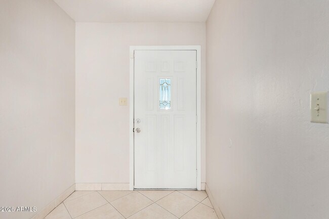 Building Photo - 8812 W Pinnacle Peak Rd