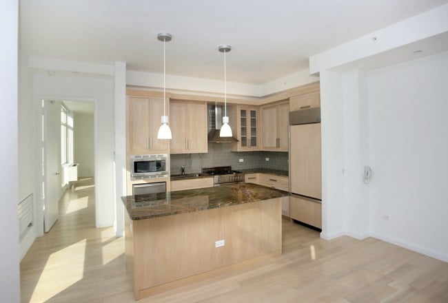 55 Thompson - 8B - Kitchen - 55 Thompson®