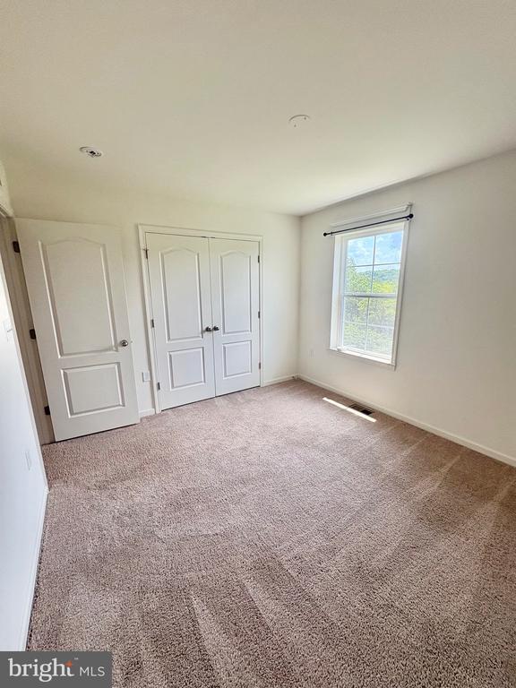 Building Photo - 284 Wigeon Ct