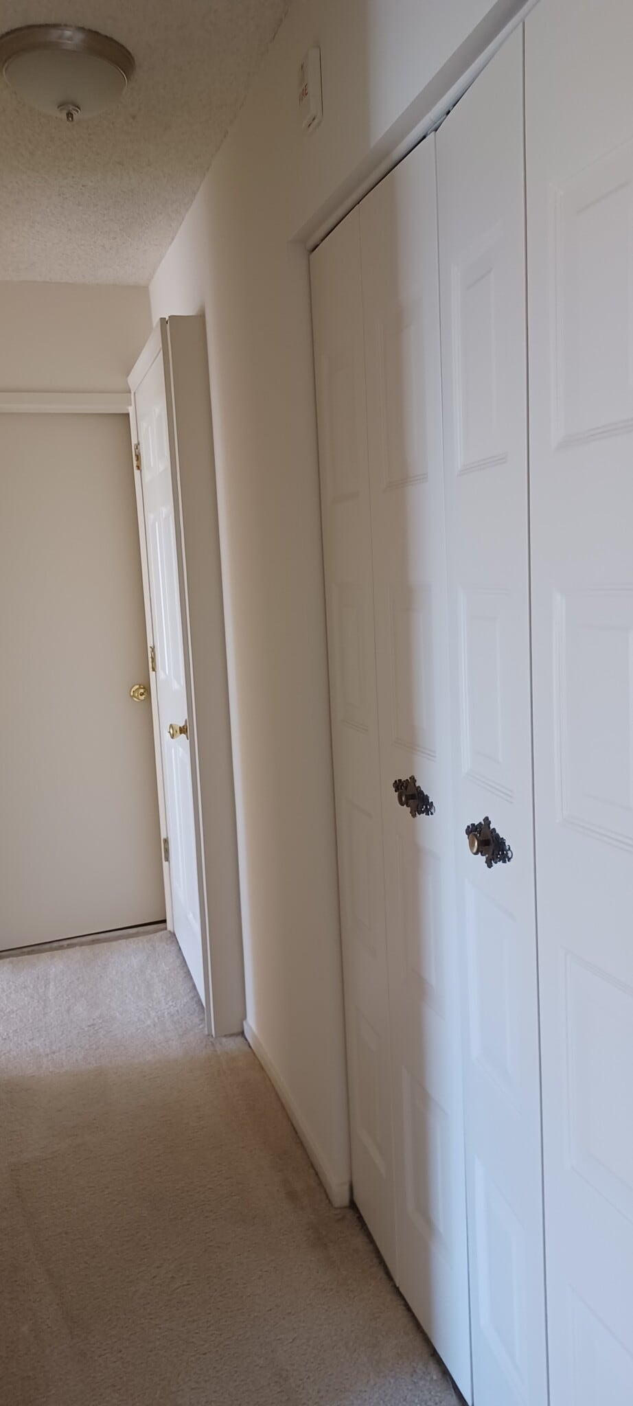 Building Photo - 2311 Pimmit Dr