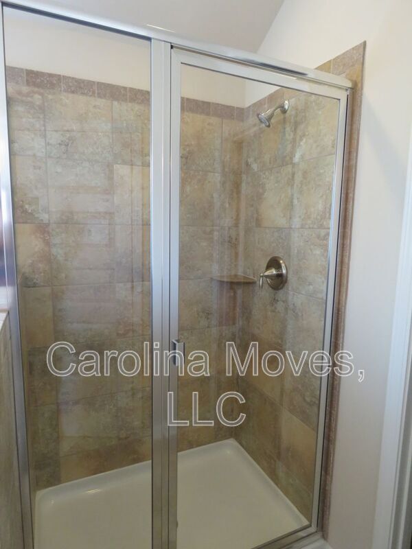 Building Photo - 163 Heatherwood Ln