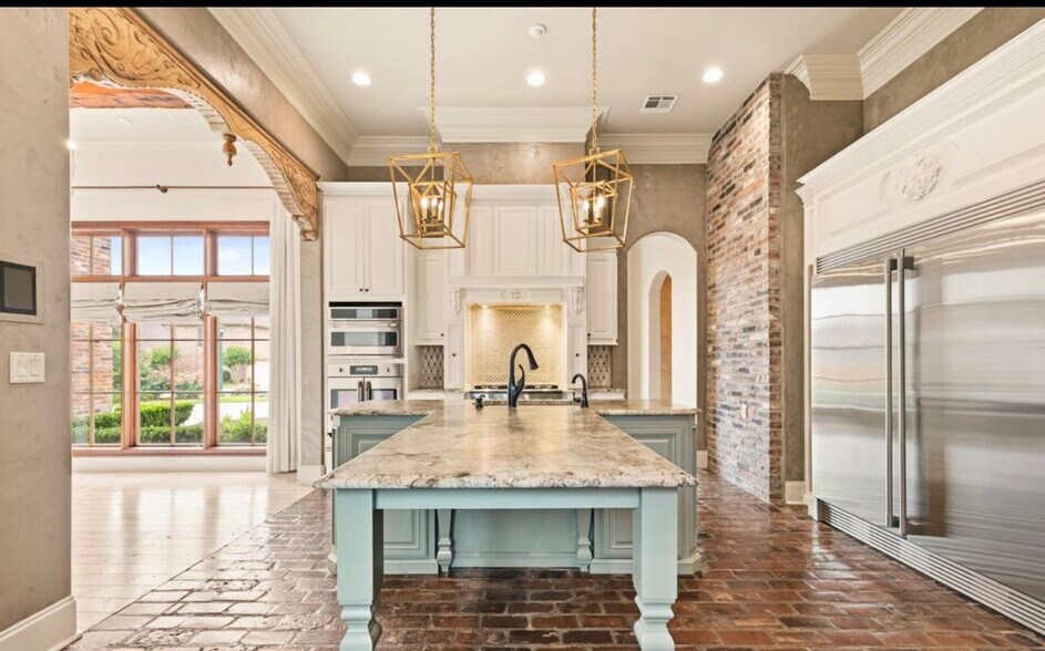 Building Photo - 401 Torrenova Cir