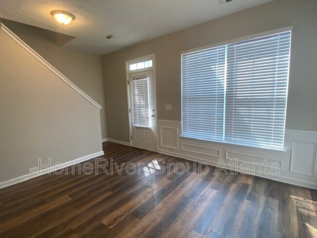 Building Photo - 3855 Shenfield Dr