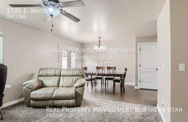Building Photo - 1795 E Whitetail Dr