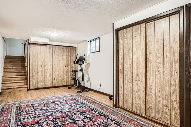 Building Photo - Piano & Pines 3 BDR Retreat