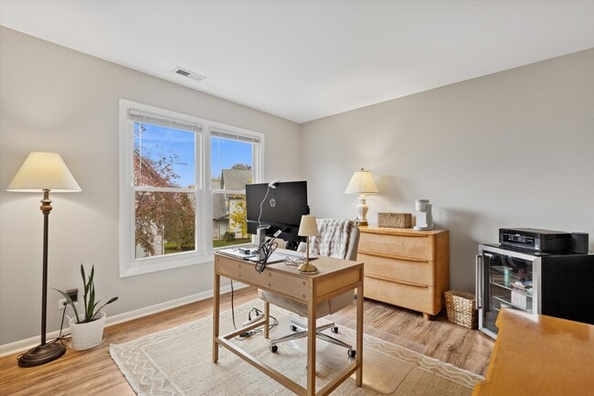 Building Photo - 1487 Hazelwood Ct