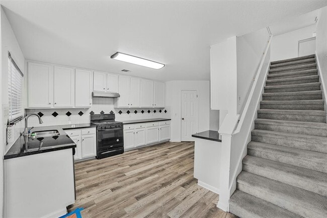 Building Photo - 4021 Cargill Dr